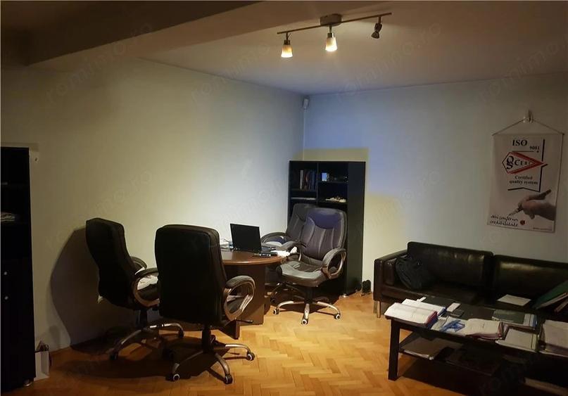 Apartament cu 4 camere semidecomandat, mobilat în Grozăvești