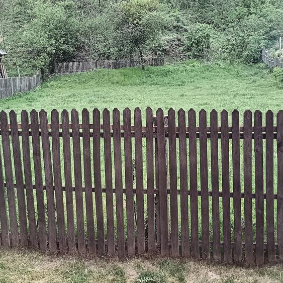 Teren de 4000 mp, în Aninoasa