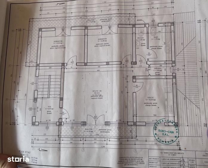Casă cu 6 camere cu Teren 700 Mp în Breaza