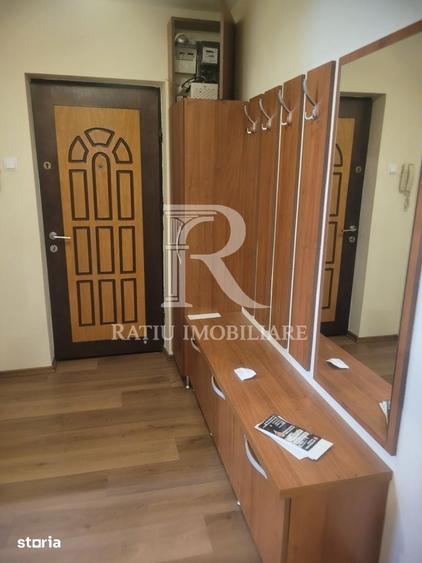 Apartament cu 3 camere în Cantemir