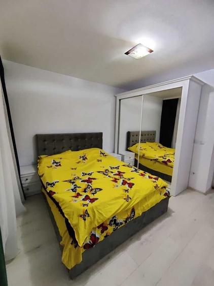 Apartament cu 2 camere semidecomandat în Ipotești