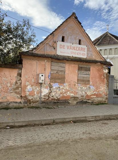 Casă cu Teren 565 Mp în Crihalma