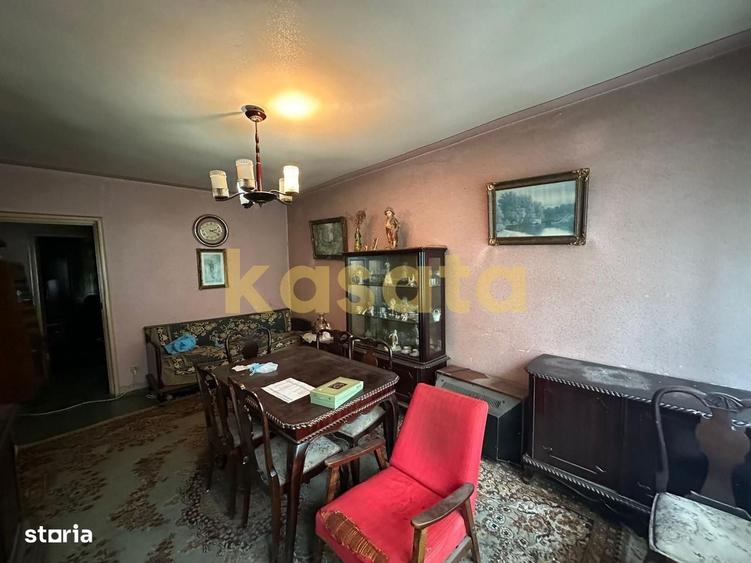 Apartament cu 3 camere semidecomandat în Theodor Pallady