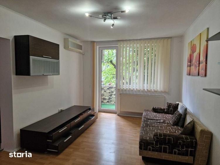 Apartament cu 2 camere în Micro 15