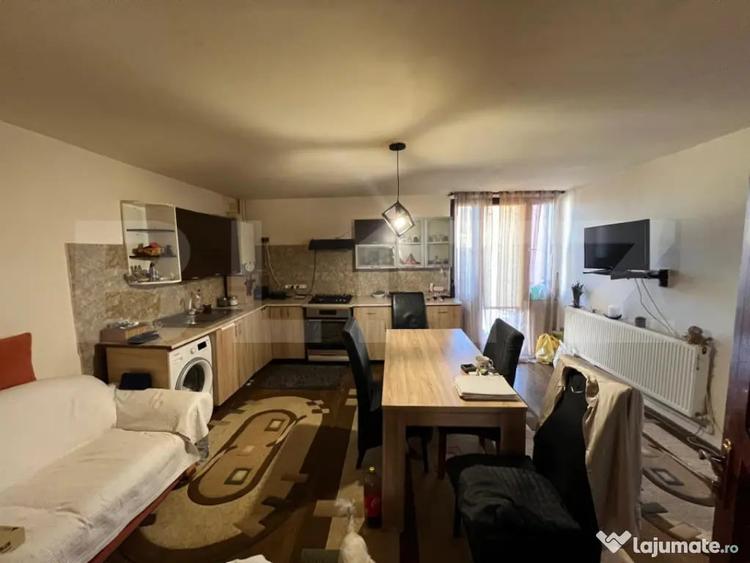 Casă cu 5 camere cu Teren 524 Mp în Popoveni