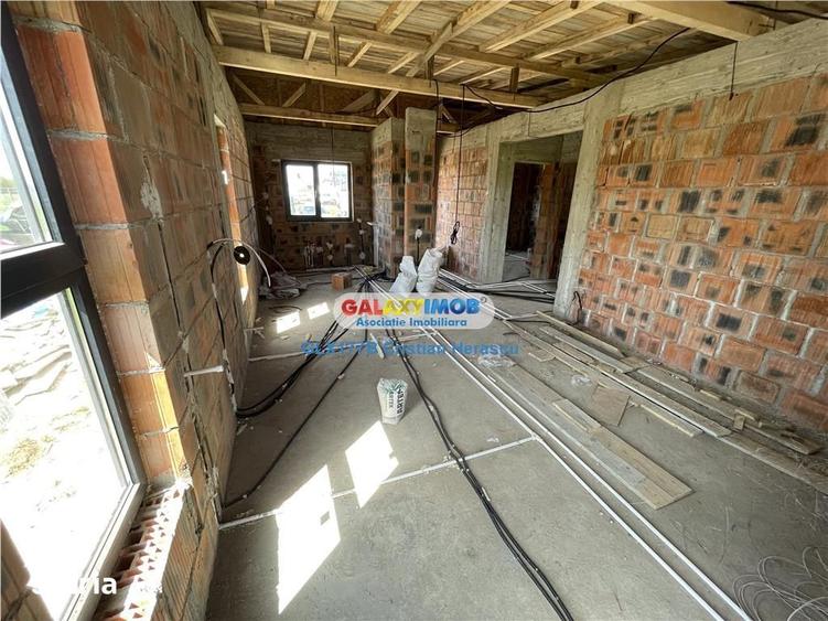 Casă cu 3 camere cu Teren 400 Mp în Crevedia