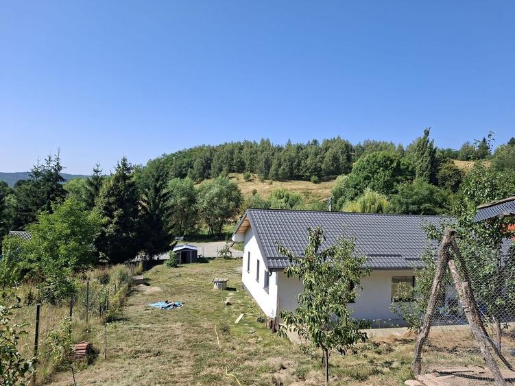 Casă individuală cu 5 camere cu Canalizare în Feleacu