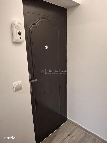 Apartament cu 3 camere în Micro III