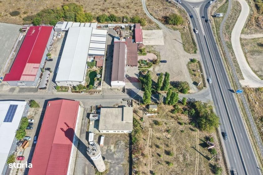 Spațiu comercial, de 800 mp, în Central