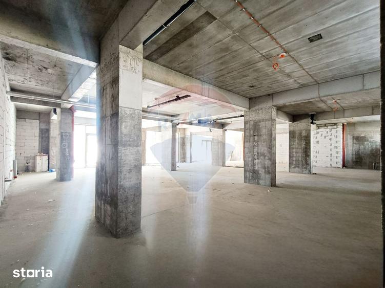 Spațiu comercial, de 281.3 mp, în Central