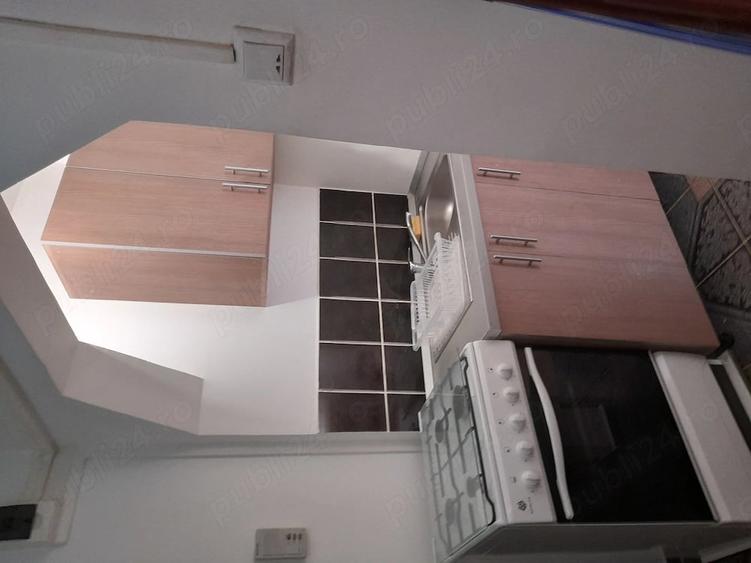 Garsonieră decomandată în Iosia