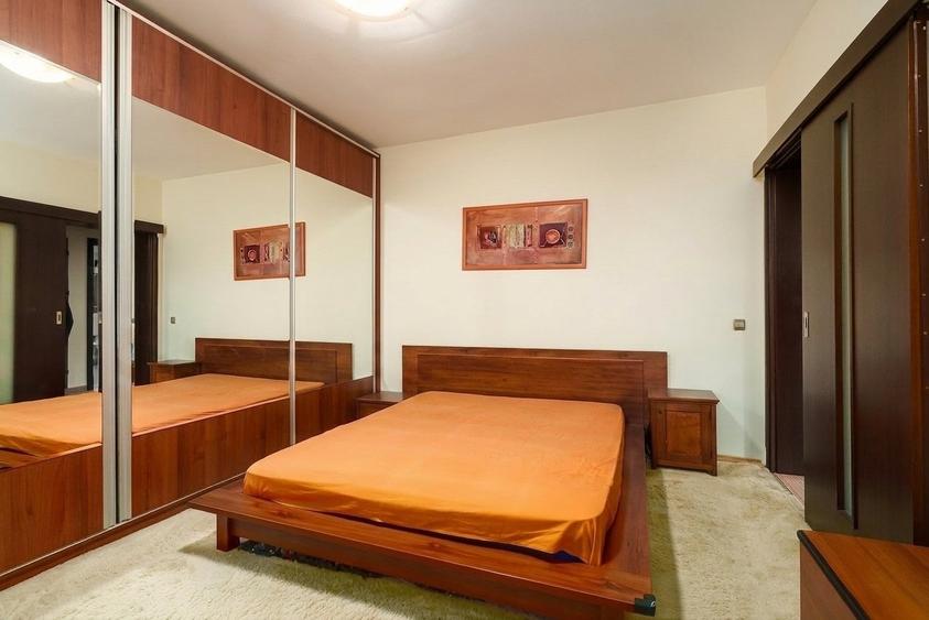 Apartament cu 3 camere decomandat, mobilat în Militari