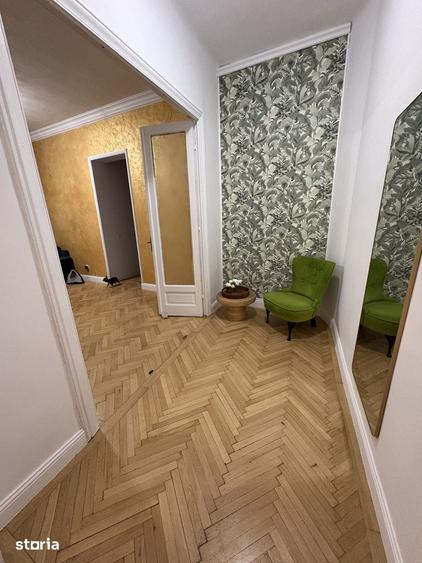 Apartament cu 4 camere în Centrul Istoric