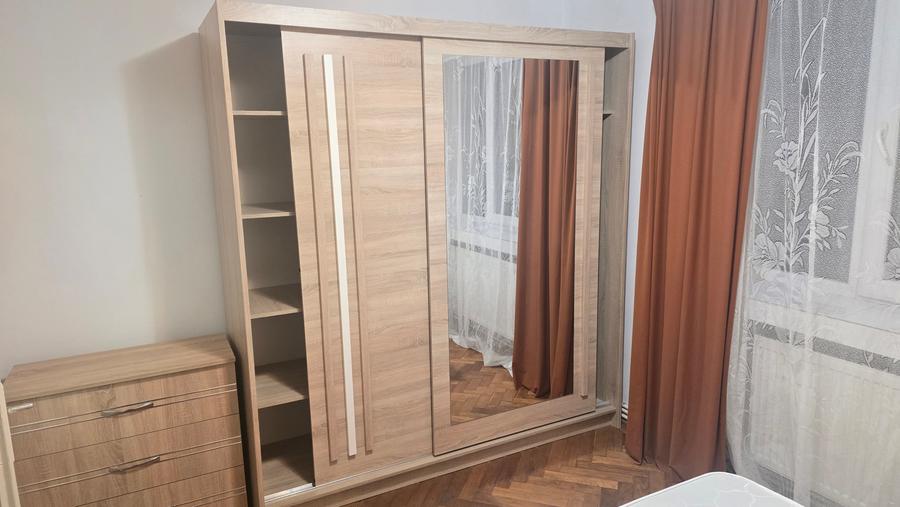Apartament cu 2 camere semidecomandat în Ultracentral