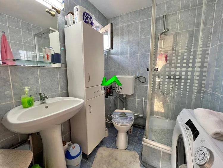 Apartament cu 3 camere decomandat, mobilat în Hipodrom 3