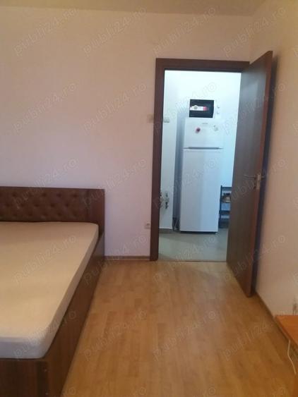 Garsonieră decomandată, mobilată în Crângași