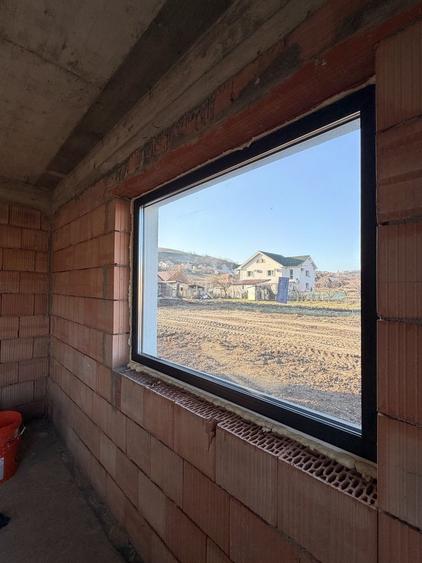 Casă cu 4 camere cu Teren 500 Mp în Dezmir
