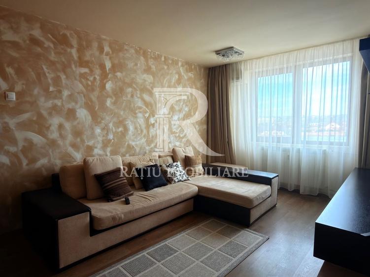 Apartament cu 3 camere decomandat, mobilat în Centru Civic
