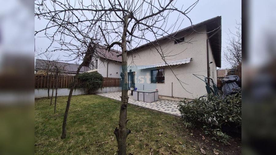 Casă cu 4 camere cu Canalizare în Someșeni