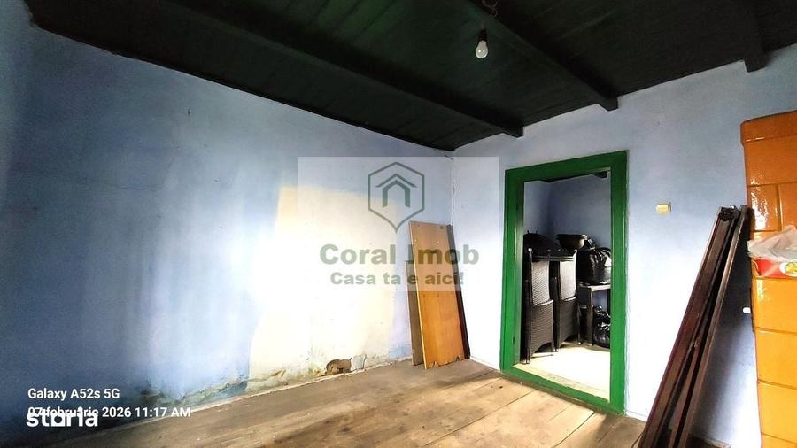 Casă cu 2 camere cu Teren 2016 Mp în Traian