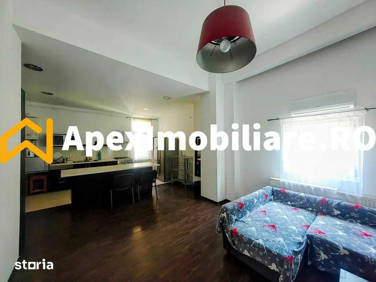 Apartament cu 4 camere decomandat în Centrul Civic