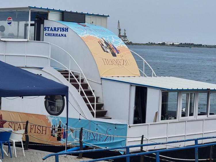 Restaurant ponton port turistic Mangalia - 6
