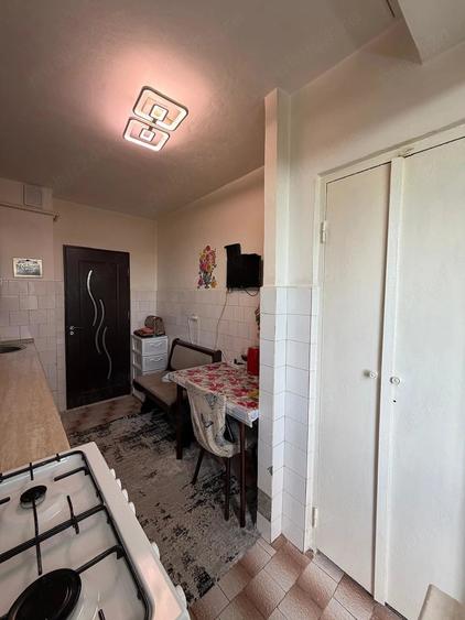 Apartament cu 2 camere decomandat în Micro 13