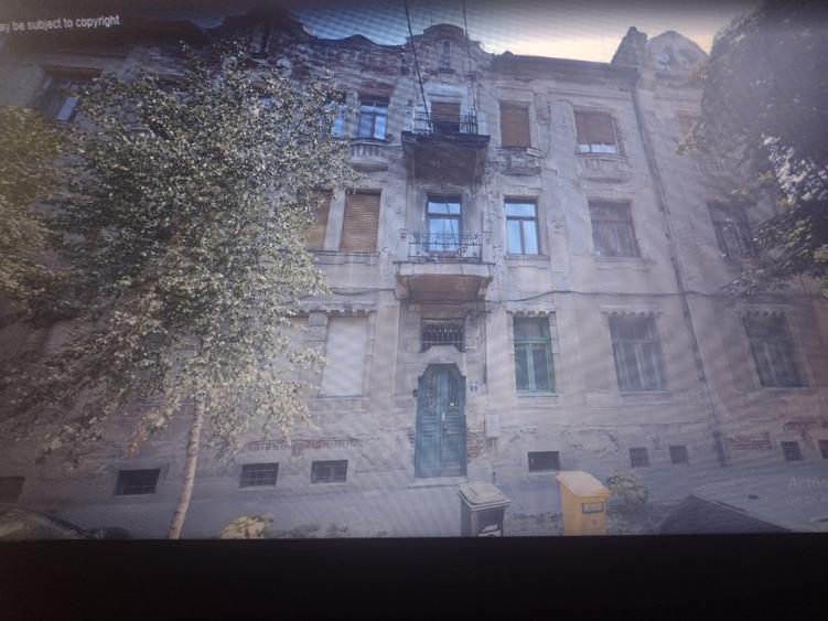 Apartament cu 2 camere semidecomandat în Lipovei