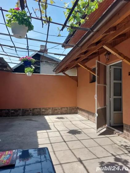 Casă cu 3 camere în Bereasca