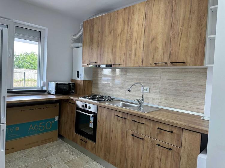 Apartament cu 2 camere decomandat în Berceni