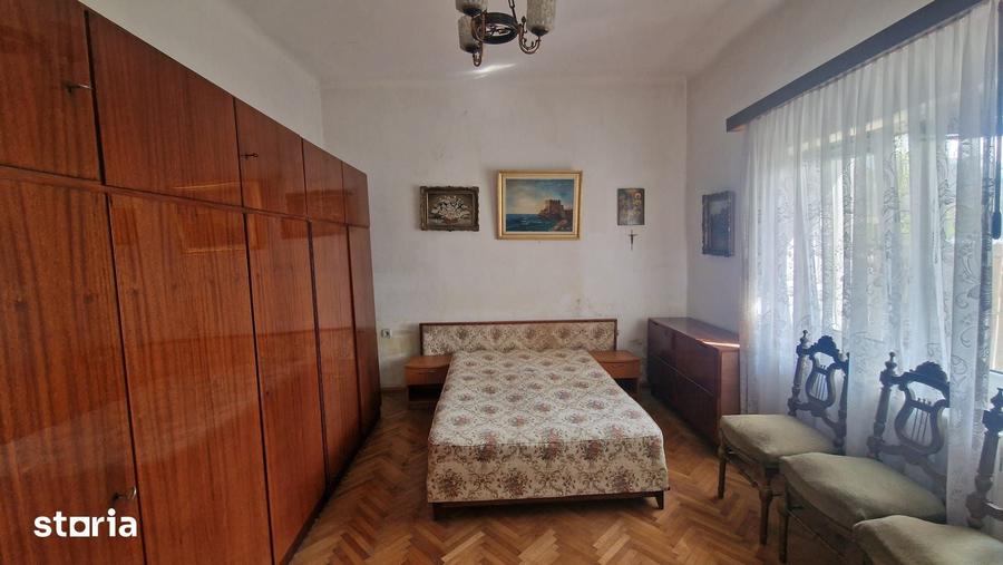 Casă cu 5 camere cu Teren 311 Mp în Cantacuzino