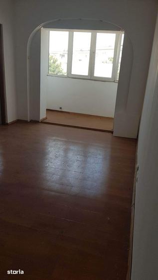 Garsoniera de vanzare cu balcon in Burdujeni - 6