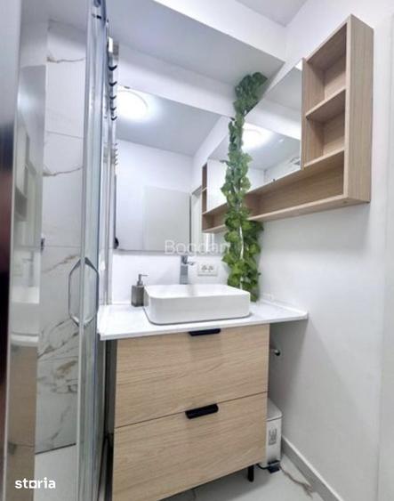 Apartament cu 4 camere în Drumul Taberei