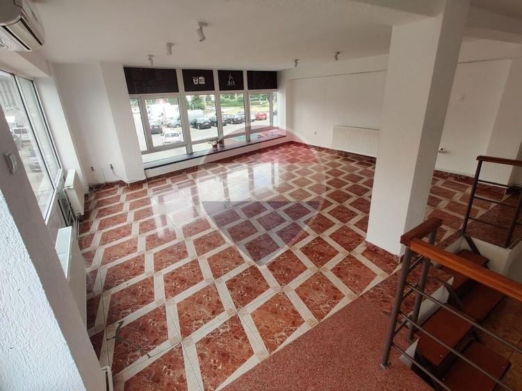Spațiu comercial, de 110 mp, în Gării