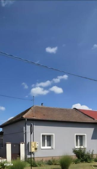 Casă cu 4 camere în Grădiște