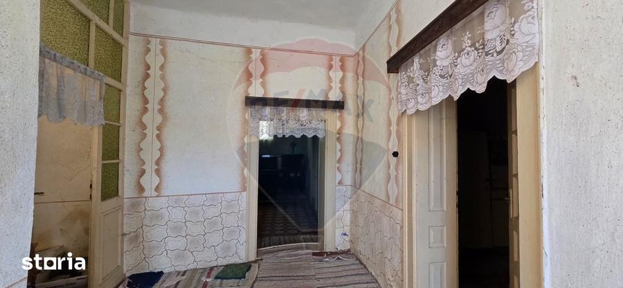 Casa cu poten?ial, aproape de centru Socodor, jud. Arad - 18