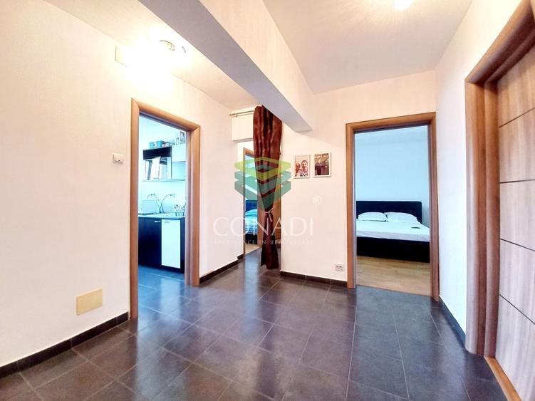 Apartament cu 4 camere decomandat, mobilat în Băneasa