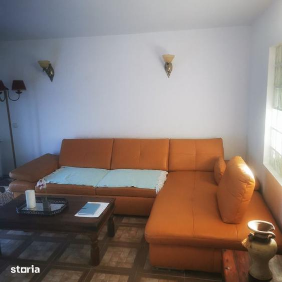 Casă cu 3 camere cu Teren 1080 Mp în Central