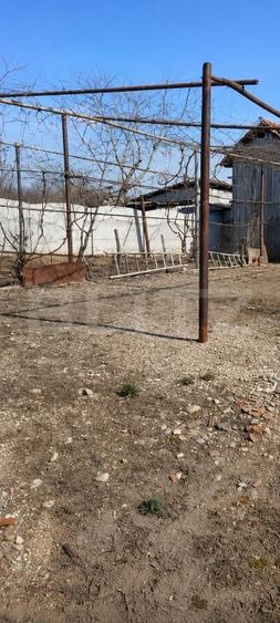 Casă individuală cu 5 camere cu Canalizare în Teiș