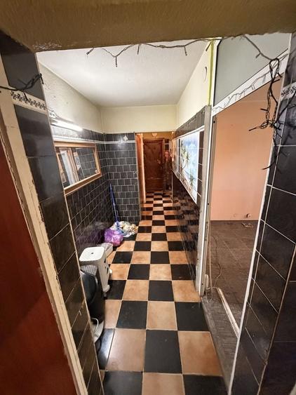 Apartament cu 3 camere decomandat în Bere