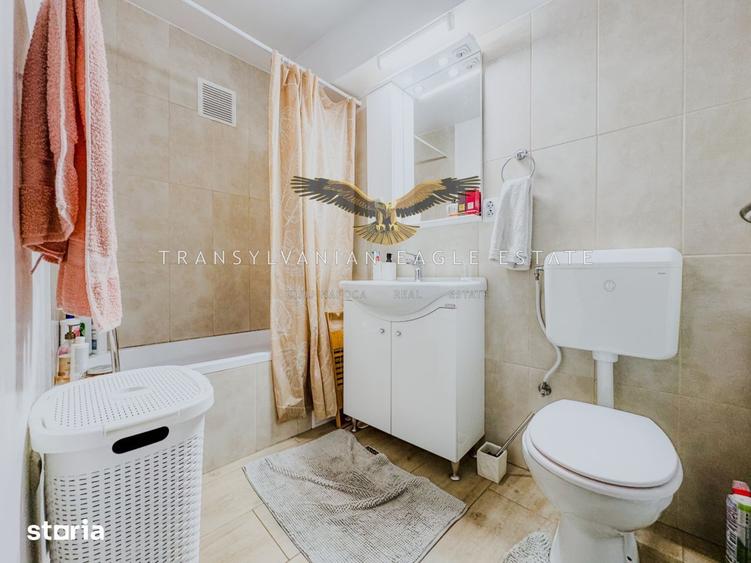 Apartament cu 2 camere, mobilat în Central