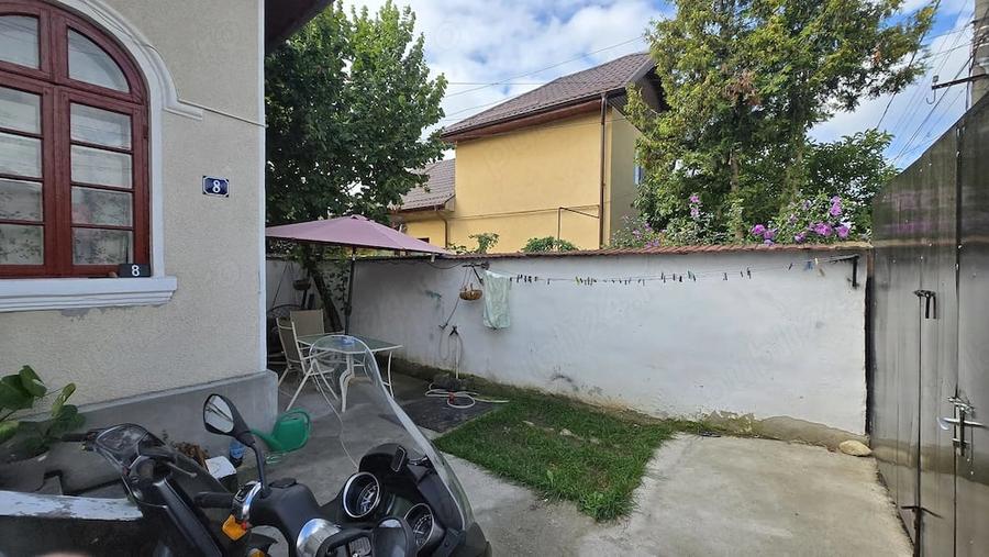 Casă cu 2 camere cu Teren 128 Mp în Central