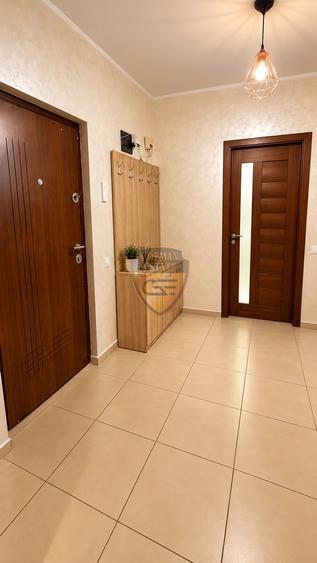 Apartament cu 2 camere decomandat, mobilat în City Park Mall
