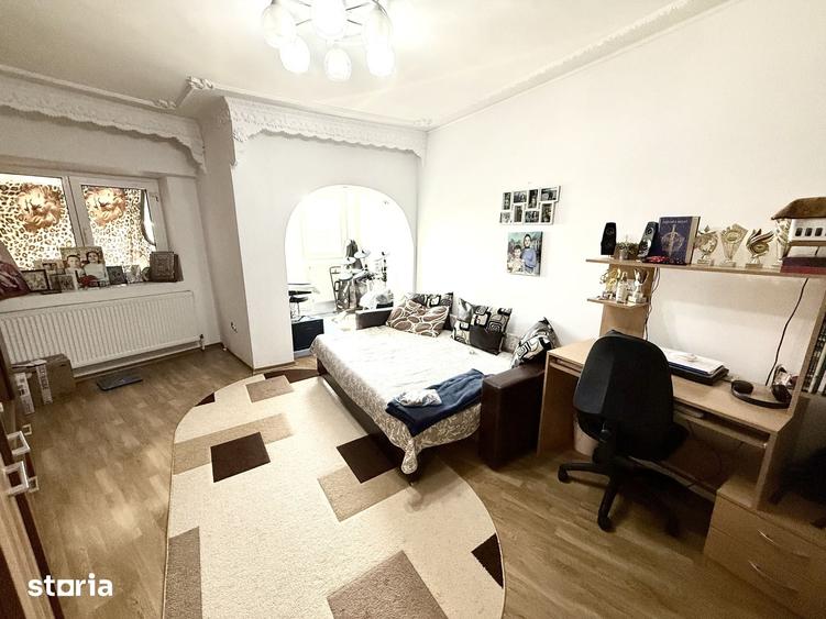 Apartament cu 3 camere decomandat în Nord