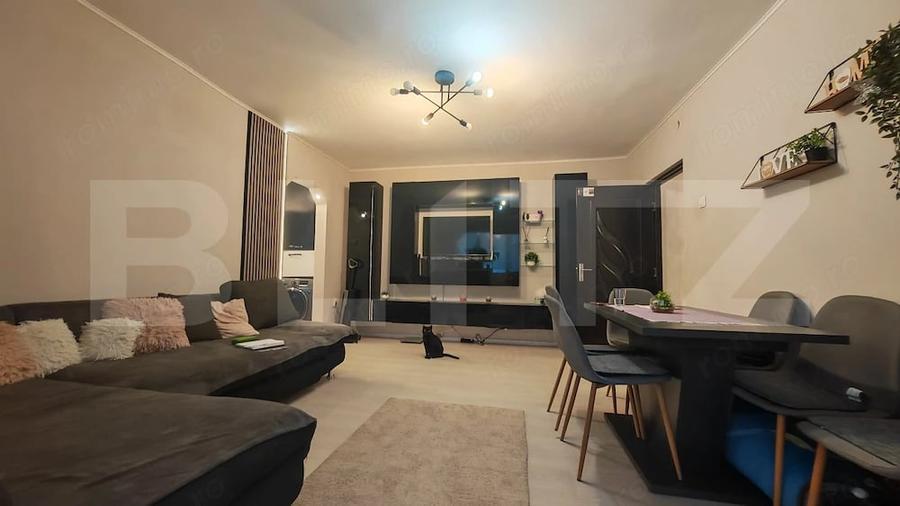 Apartament cu 3 camere semidecomandat în Rogerius