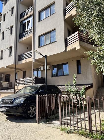 Garsonieră în Titan