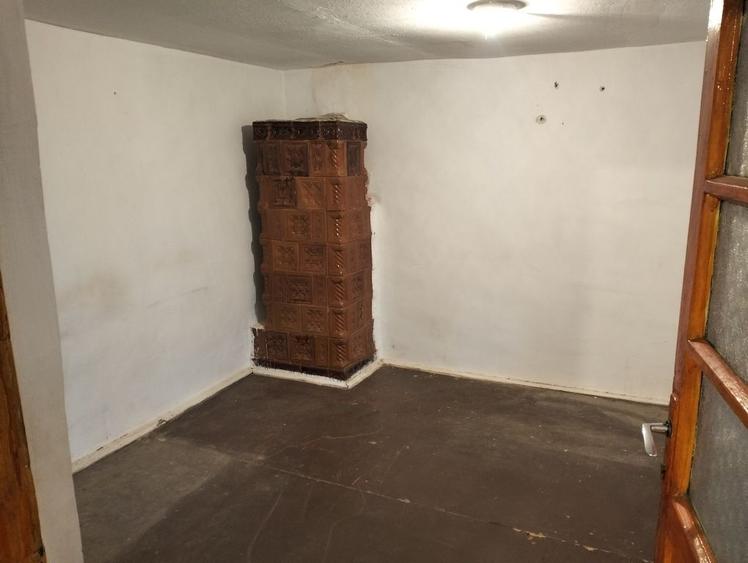 Casă cu 2 camere în Lumina