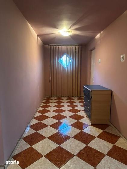 Casă cu 4 camere cu Teren 1105 Mp în Târgșoru Vechi