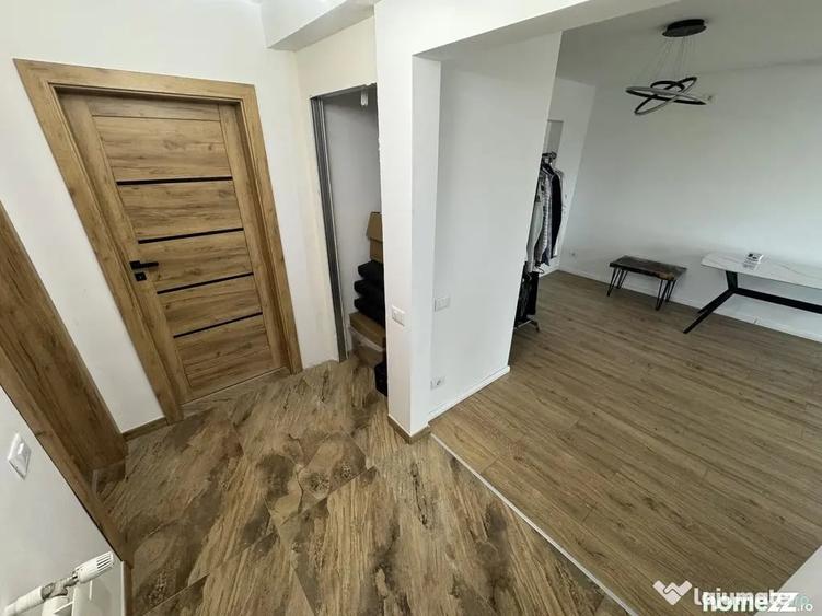 Casă cu 4 camere cu Teren 241 Mp în Brătianu