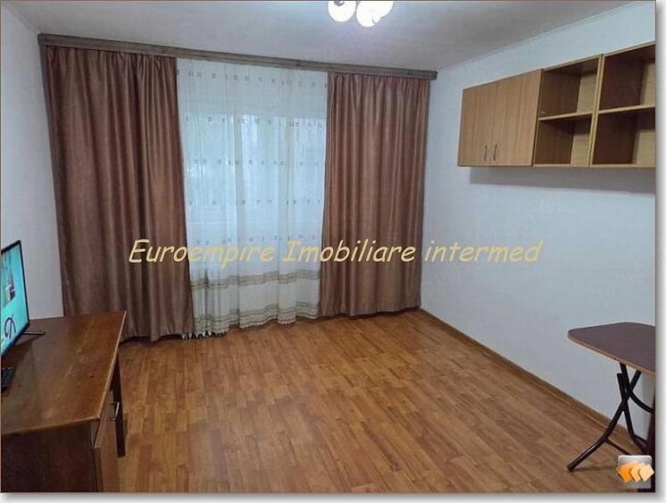 Garsonieră semidecomandată în CET